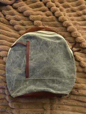 Zara Man Canvas and Leather Men’s Backpack - Gray and Brown